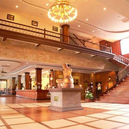 Apsara Holiday Hotel シェムリアップ インテリア 写真
