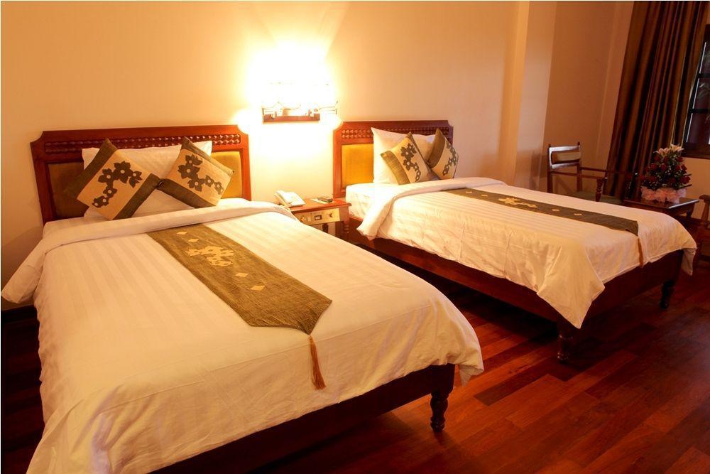 Apsara Holiday Hotel シェムリアップ エクステリア 写真