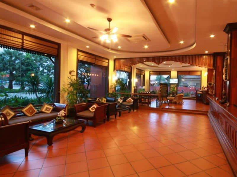 Apsara Holiday Hotel シェムリアップ エクステリア 写真